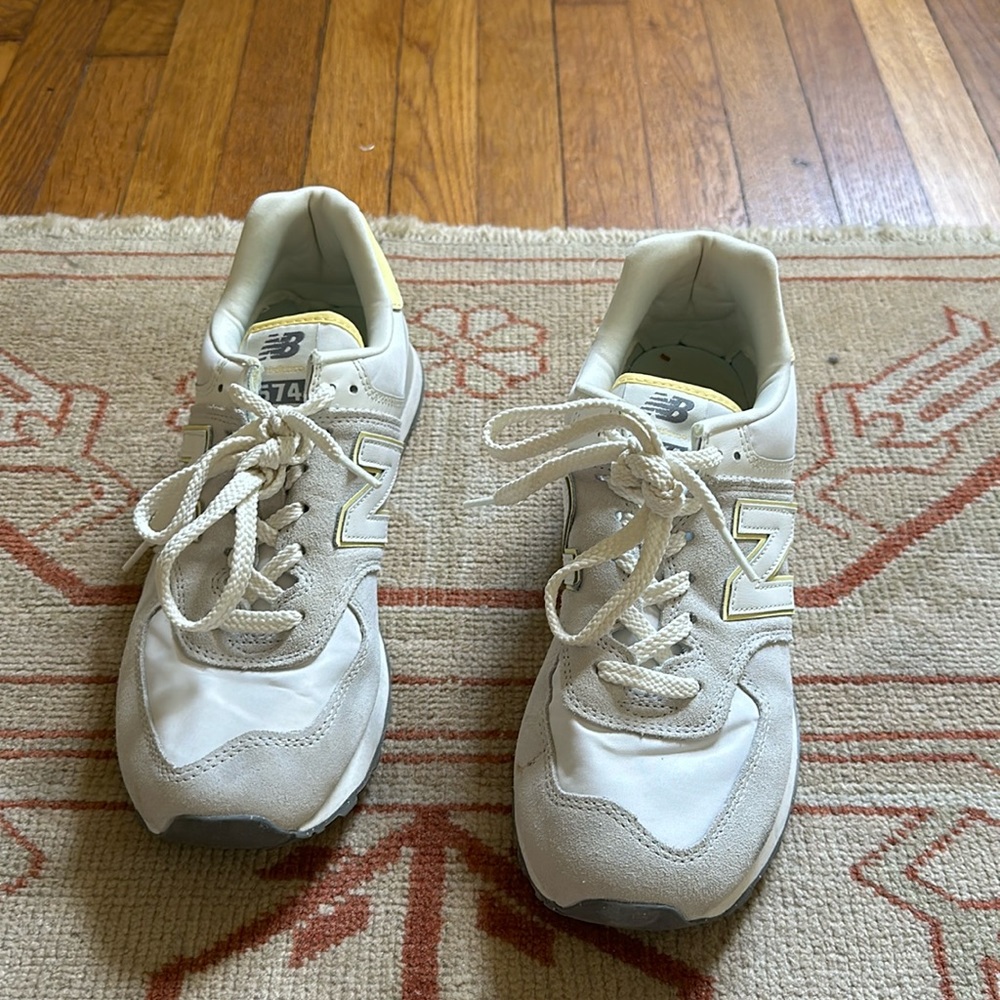 Women’s New Balance Sneakers